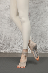 Women's Rose Jacquard Pilates Yoga Grip Five-Toe Socks