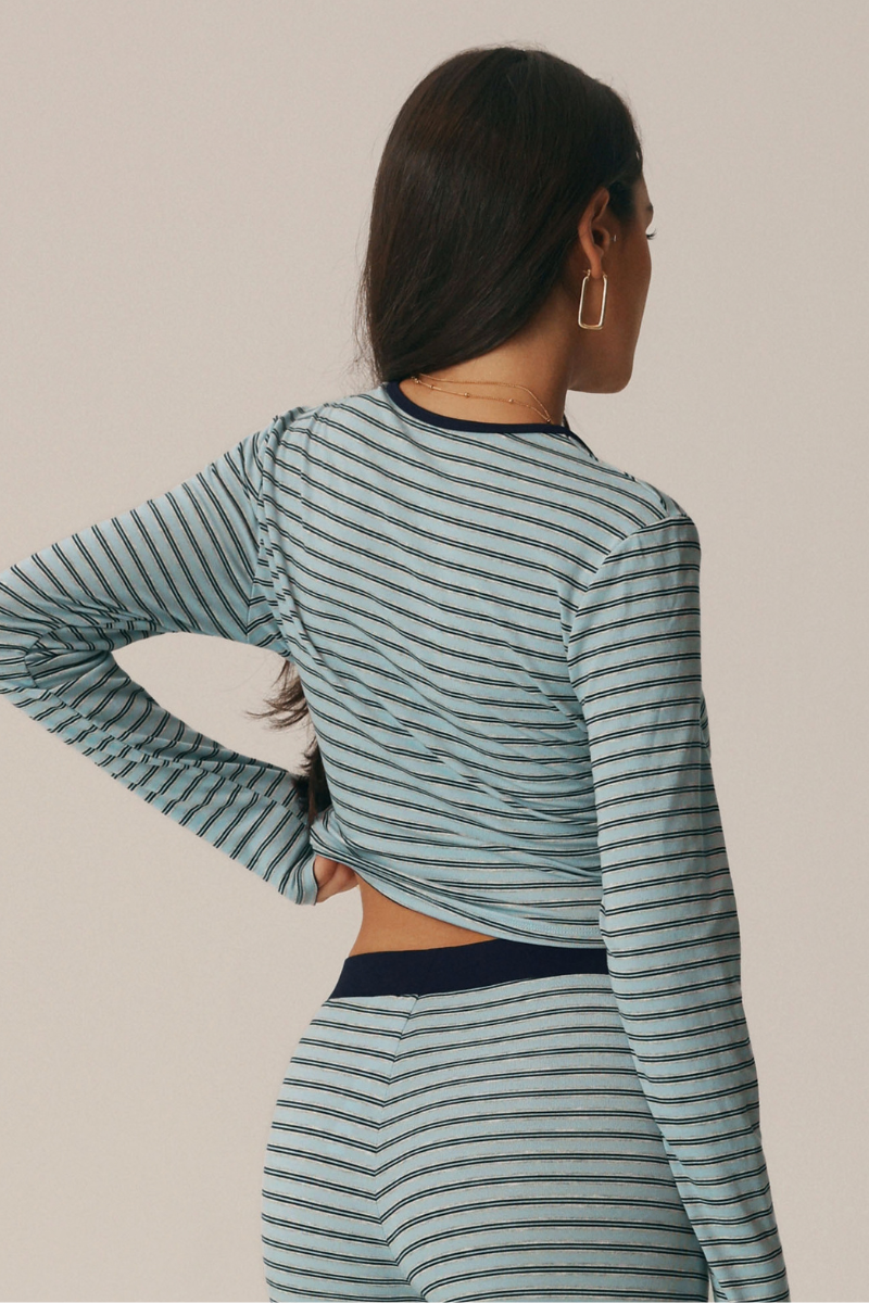 Women Striped Crew Neck Contrast Long Sleeve Cropped Top