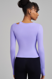 Refined long-sleeved sports top