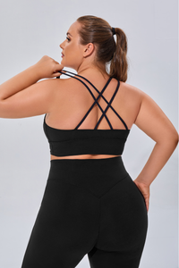 Plus Women's Sports Bra & Butt-Lifting Yoga Leggings Set