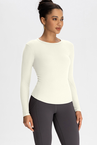 Naked-feeling, form-fitting long T-shirt