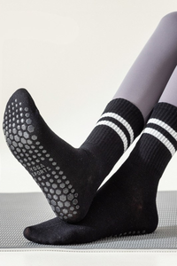 Women's Striped Non-Slip Dots Yoga Pilates Mid-Calf Socks