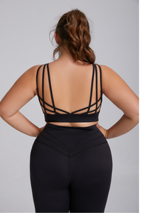 Plus Women's Thin-Strap Sports Bra & Butt-Lifting Yoga Leggings Set