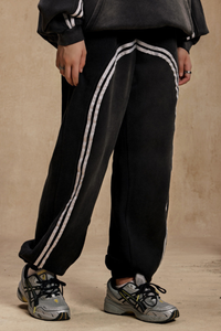 Rustic-style casual pants