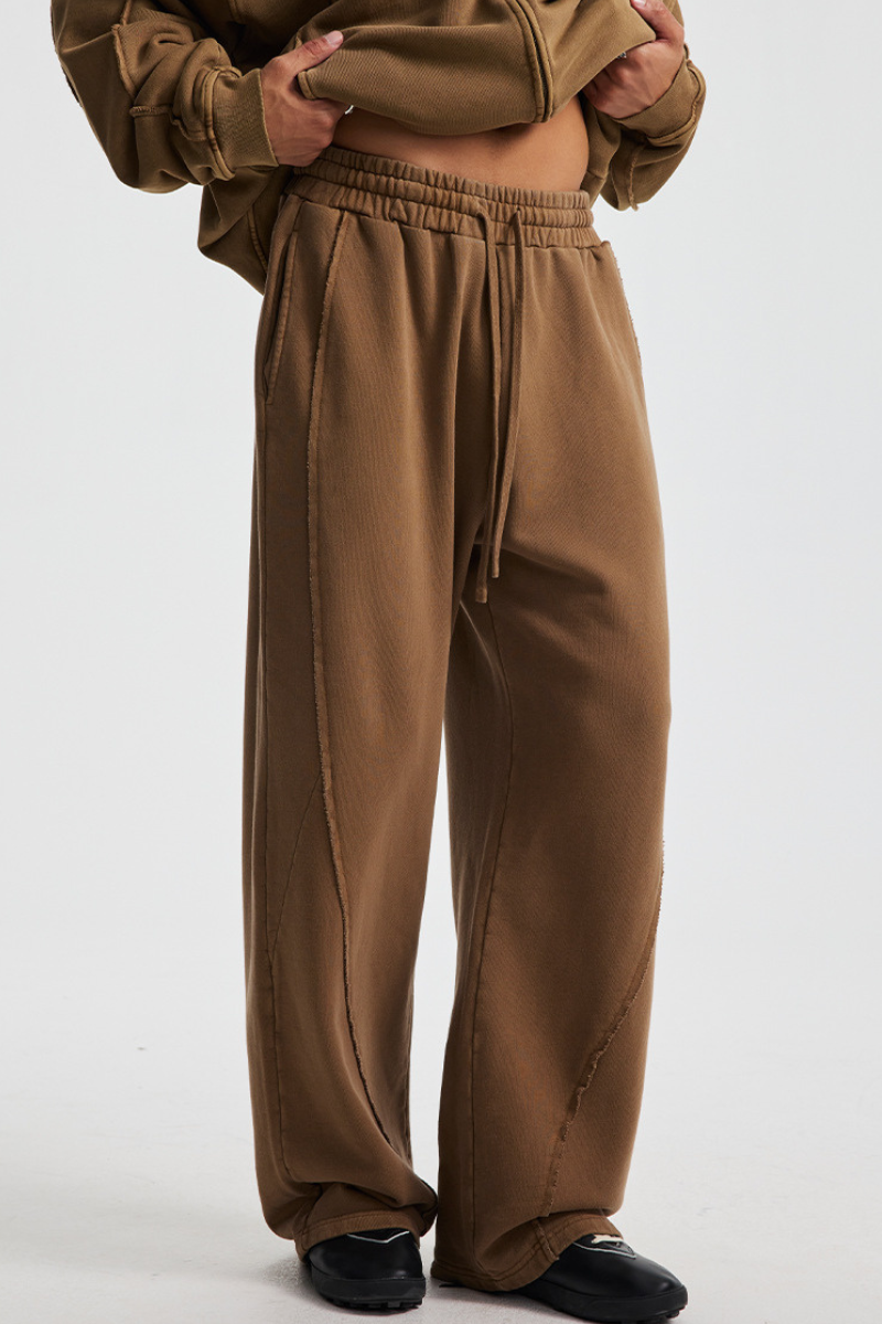 Loose-fitting long pants