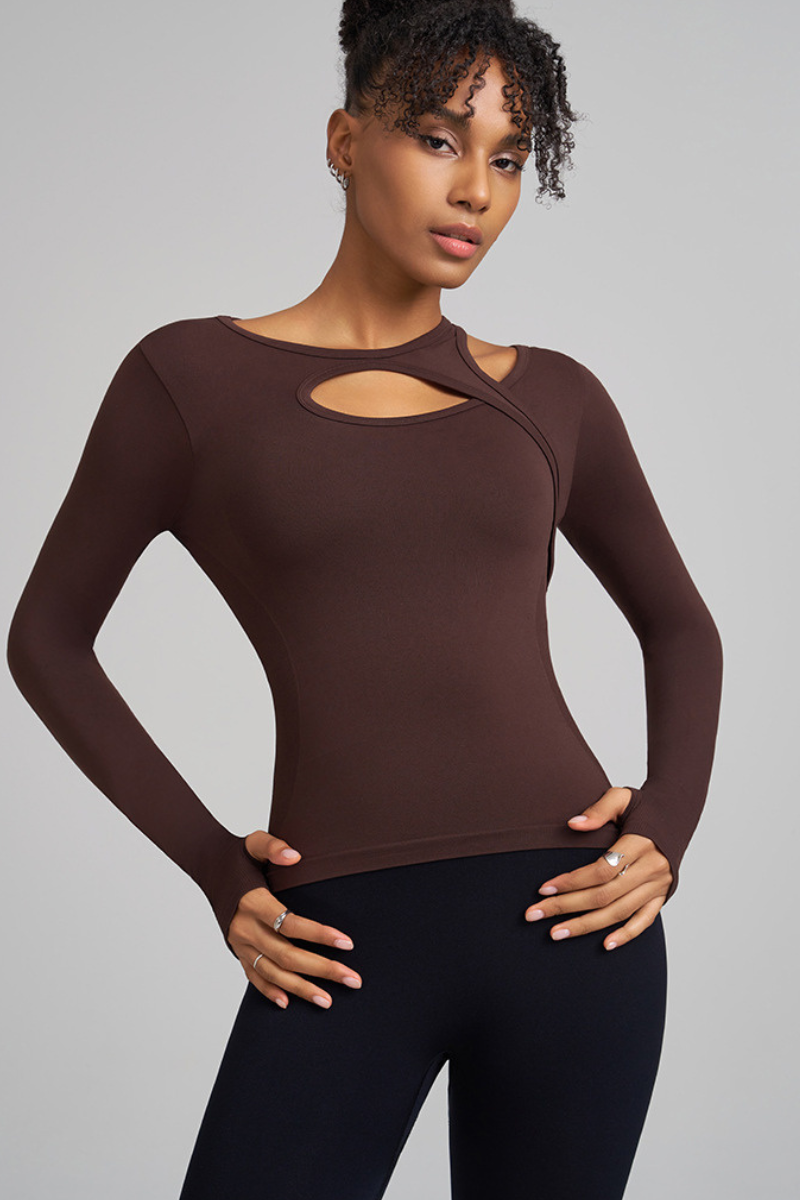 Refined long-sleeved sports top