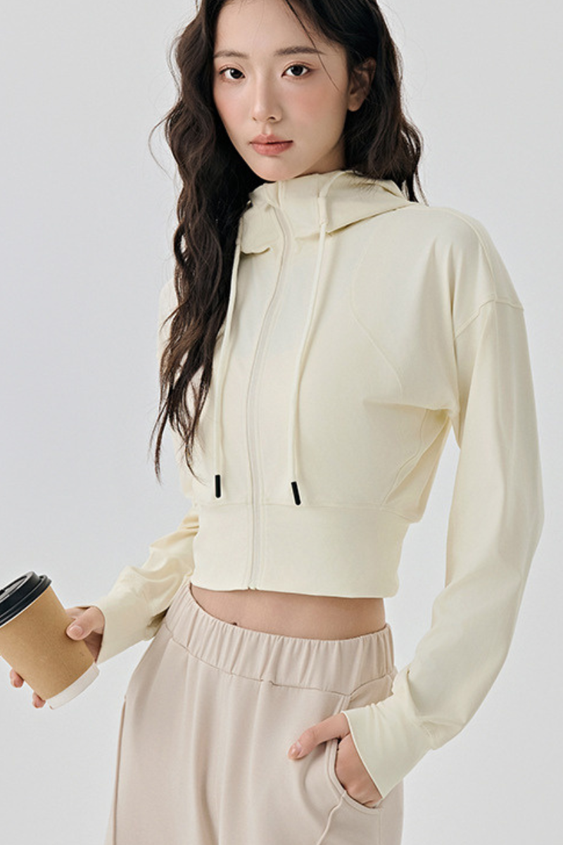 Short-sleeved hooded sports jacket.