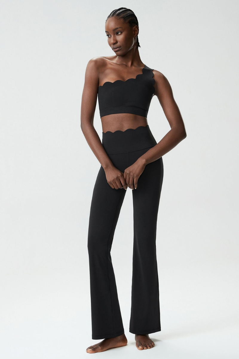 Women's Petal Sports Bra & Flared Yoga Pants Two-Piece Set