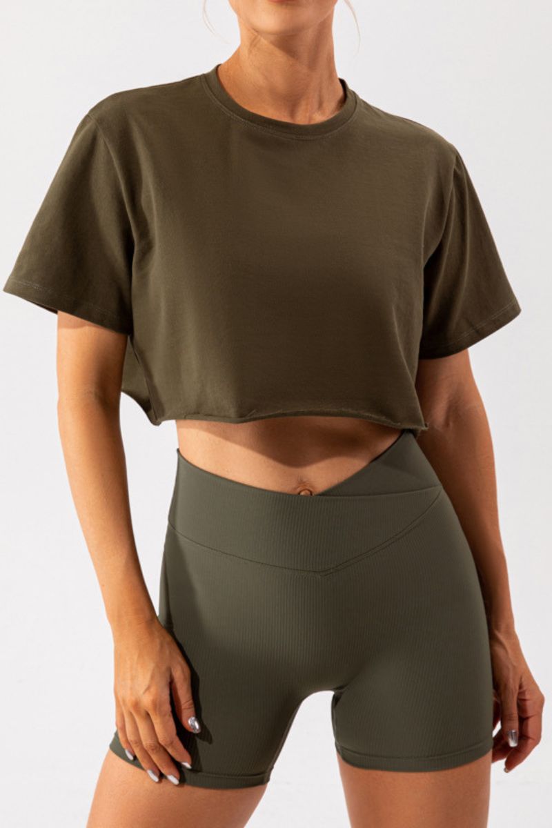 Solid color casual T-shirt