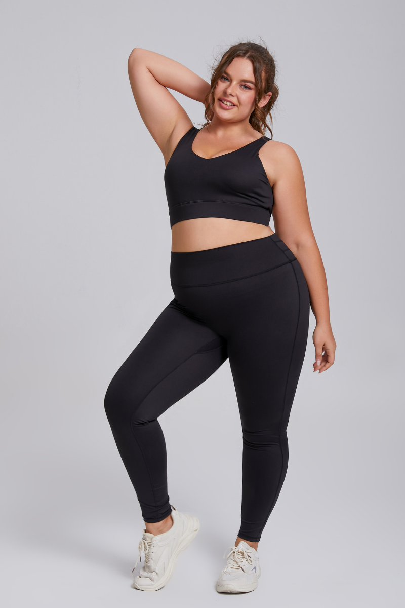 Plus Women's Thin-Strap Sports Bra & Butt-Lifting Yoga Leggings Set