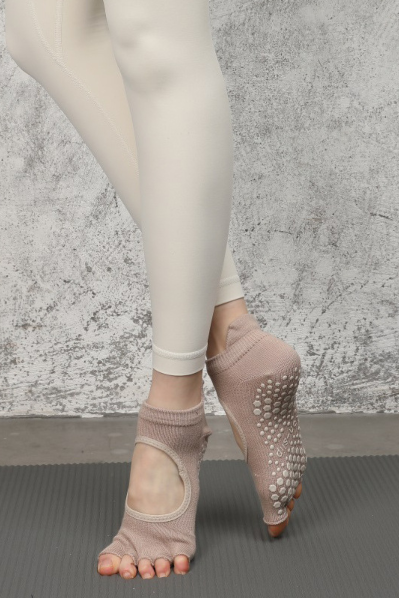 Women's Solid Color Pilates Yoga Grip Five-Toe Socks
