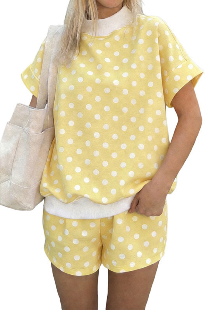 Women's Fall Mockneck Set:Polka Dot Sweatshirt And Shorts