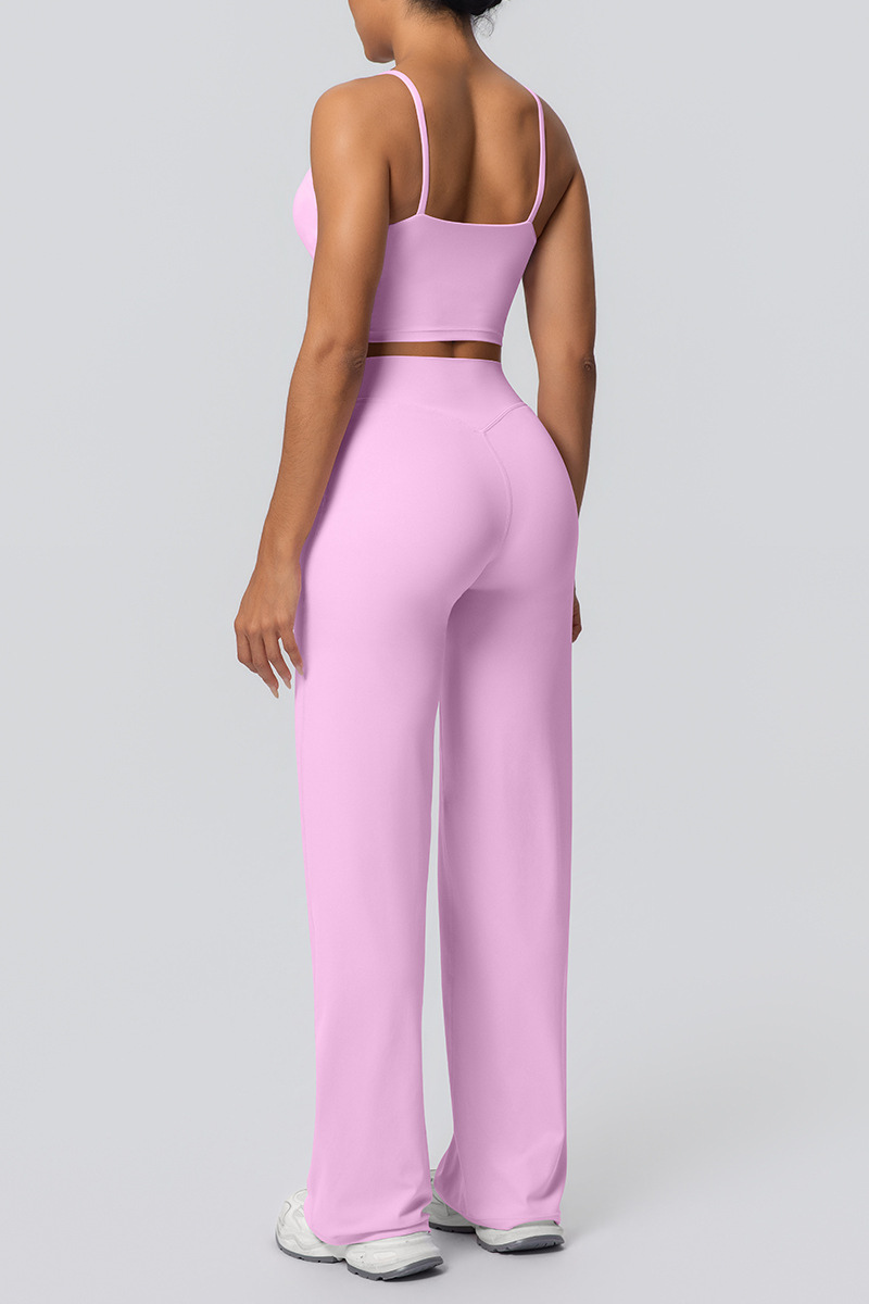 Women's solid color sportswear set.