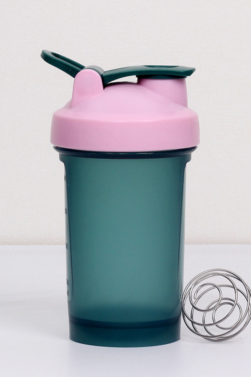 Portable Fitness Shaker Cup 400ml with Wire Ball & Scale