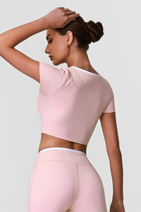 Women's Contrast Cross Cutout Neckline Cropped Workout Tee