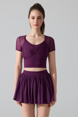 Women's Athleic Set:Faux Two-Piece T-shirt And Mini Skirt