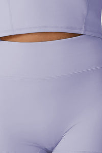 Women Seamless High Waisted Workout Set: Cropped Tee + Peach Lifting Shorts