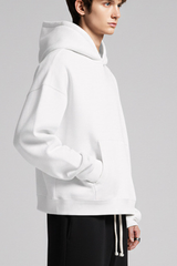 Insulated and thick-cuffed hoodie