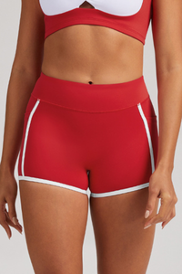 Color-contrast yoga shorts
