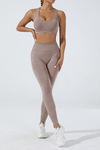 Women’s Athletic Seamless Set:U-neck Bra And Leggings