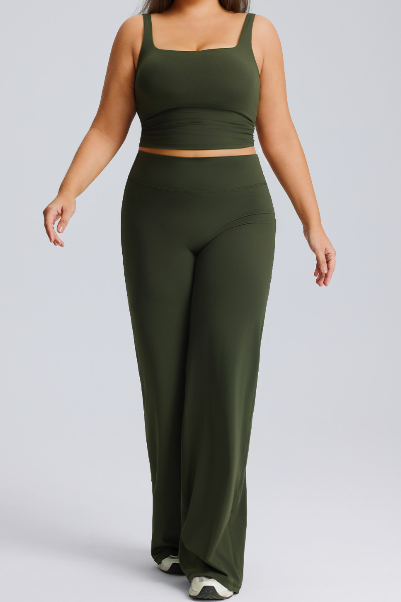 Plus Size Athletic Set :U-neckTank Top & Straight Leg Pants