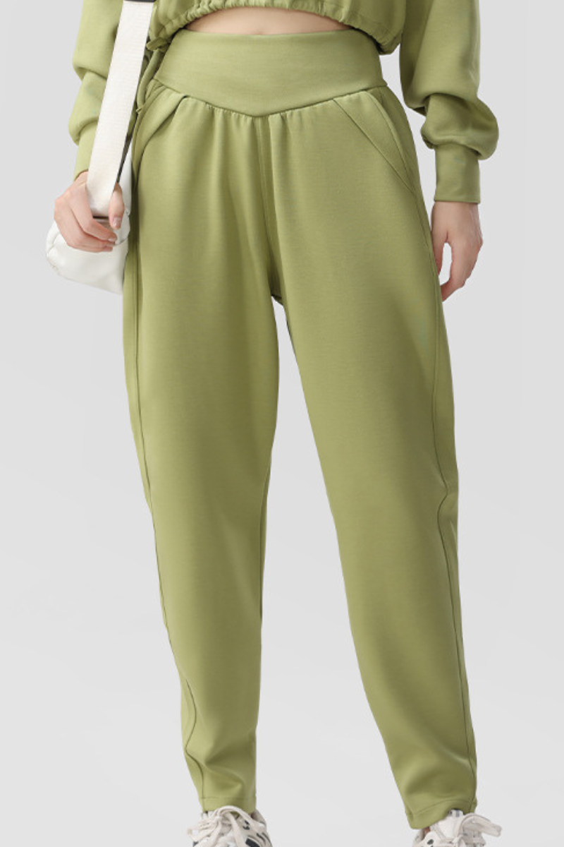 Women's High Rise Joggers with Pleated Waist and Side Pocket