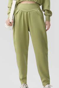 Women's High Rise Joggers with Pleated Waist and Side Pocket