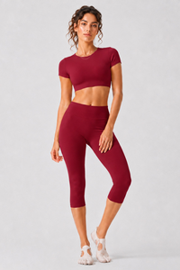 Women's Cropped T-shirt & Capri Leggings Workout Yoga Sets