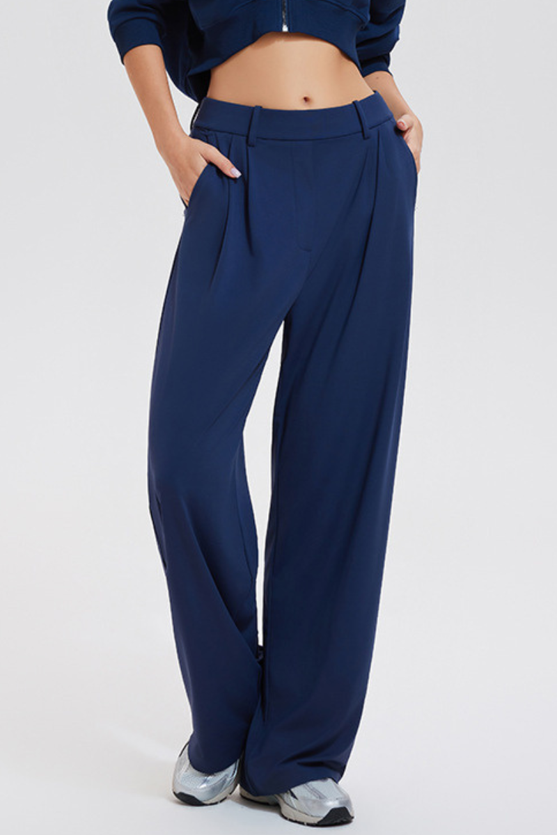 Casual suit with wide-leg pants