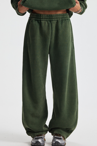 Thicker, distressed-look sweatpants with fleece lining