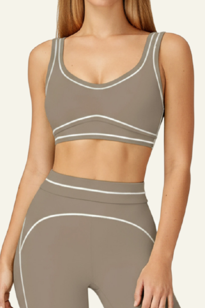 Women's  Color-blocked backless form-fitting sports bra.