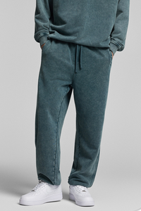 Retro trouser-style ensemble