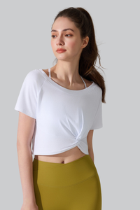 Women's Athletic Twist-knot Waist Cropped T-shirt