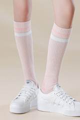Women’s Color Block Gradient Pressure High-Top Sports Socks