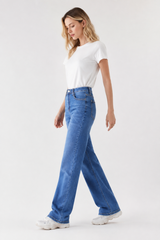 Women's Classic Blue Wash Relaxed High Waist Leg Jeans