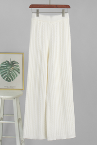 Soft and chewy sweater and knitted set