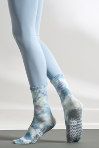 Women's Ombre Gradient Crew Yoga Grip Full-Toe Socks