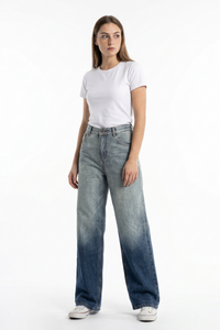 Women's 100% Cotton Gradient Washed Straight Leg Jeans