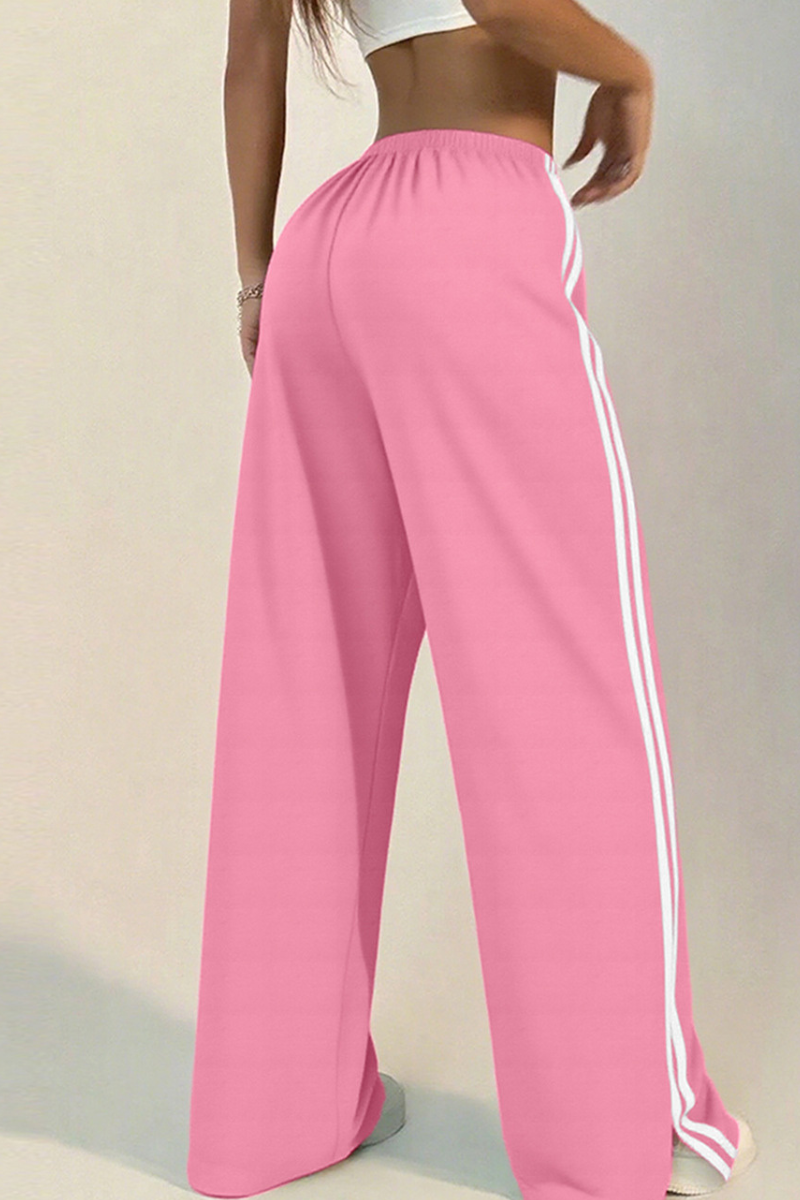 Women’s sporty wide-leg pants.
