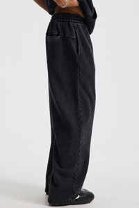 Wax-dyed, water-washable, distressed long pants