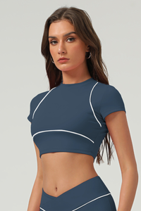 Women's  Color-Block Piping Cropped Mock Neck Sports Top