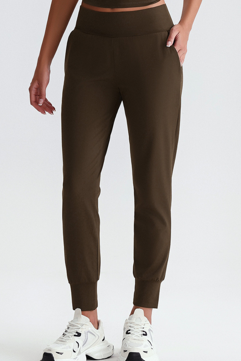 Leisure-style elastic-waist athletic pants