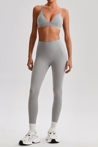 Women's Yoga Sets:Triangle Cup Bra & No Front Seam Leggings