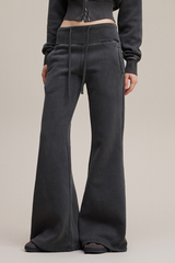 Women's vintage style  flarepants.