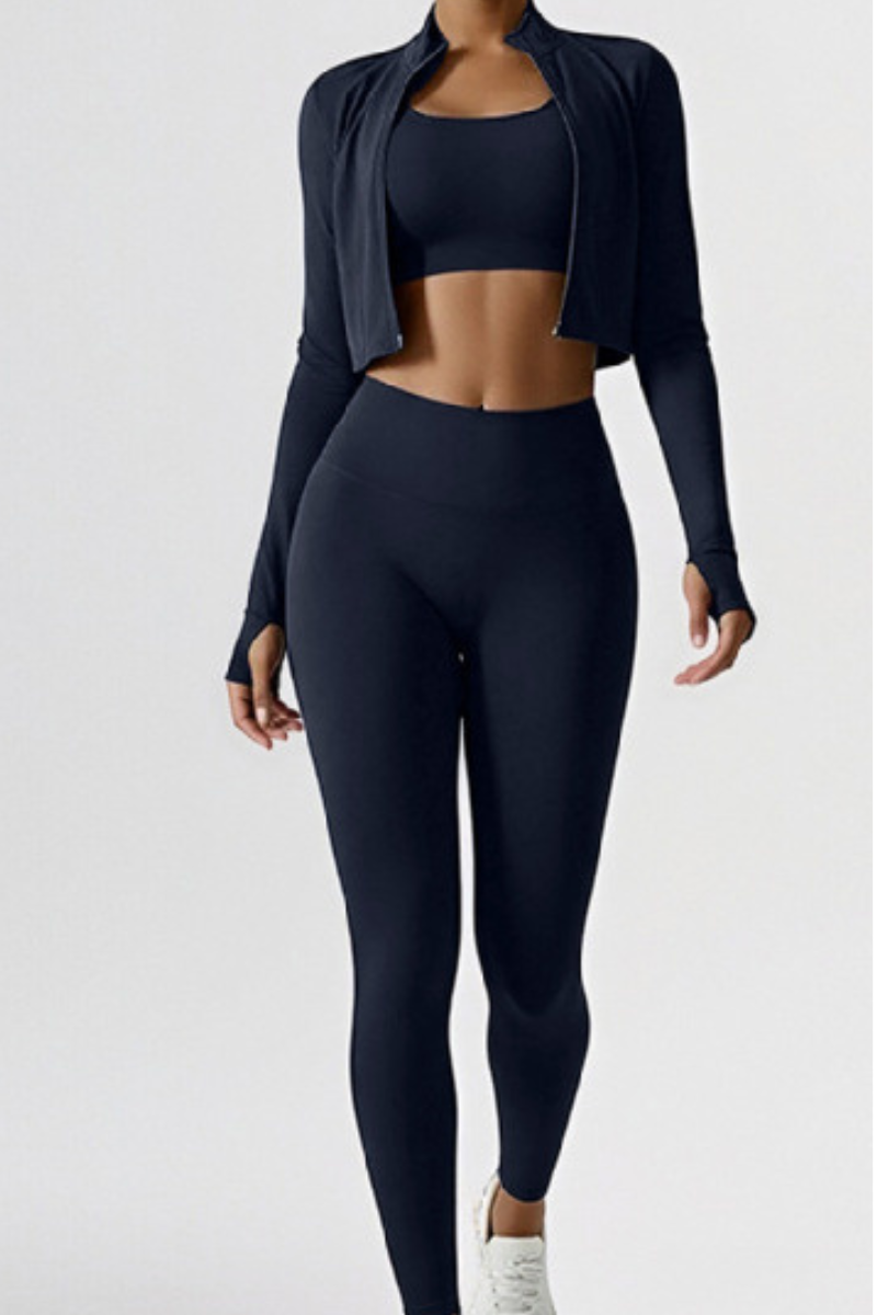 Women’s sports three-piece set.