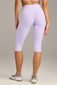 Women's Athletic High Waist Sculpting Capri Yoga Leggings