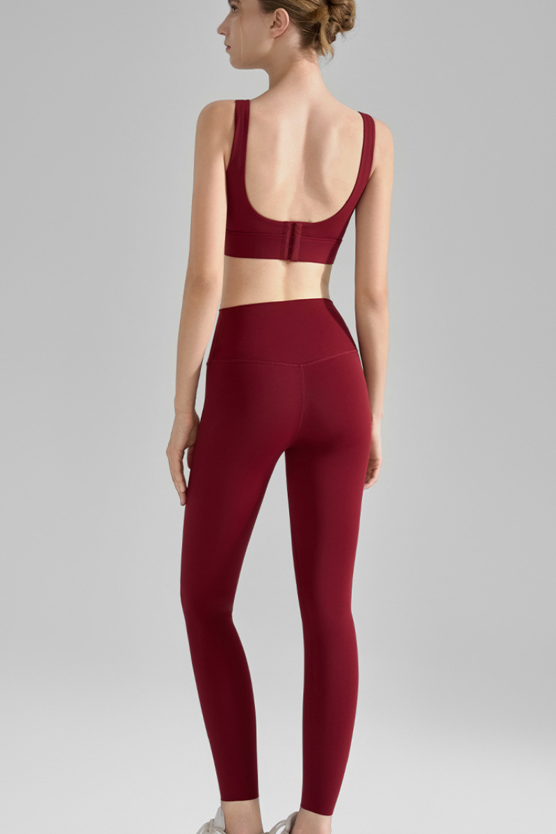 Women's Sports Sets:Color Block Wide Strap Bra And Leggings