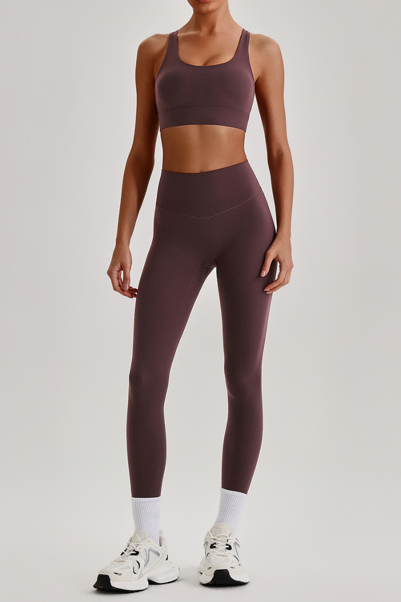 Women's Wide Strap Sports Bra & No Front Seam Leggings Set