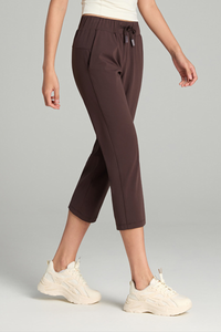 Women's Spring Drawstring Waist Pocket Capri Sports Pants