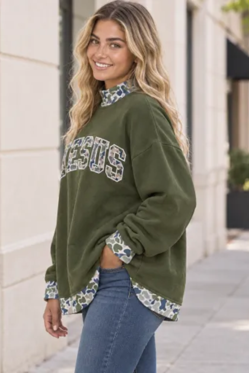 Women’s Fall Oversized Appliqué Western Mock Neck Sweatshirt